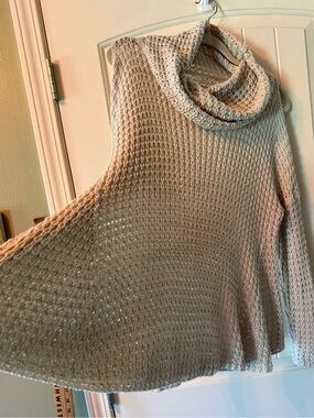 Easel Los Angeles Cream Open-Knit Cowl Neck Cold Shoulder Swing Sweater